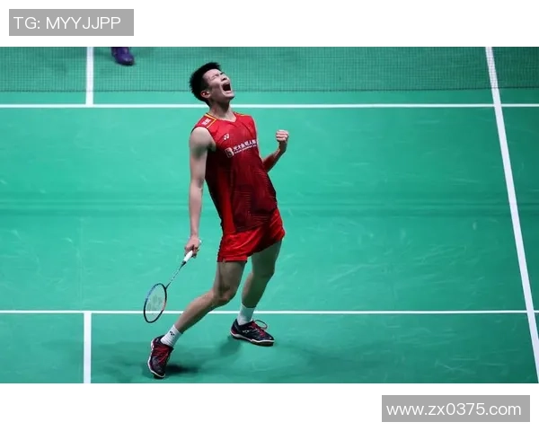 王强专访:从青涩少年到羽毛球冠军的奋斗与成长之路 王强专访:从青涩少年到羽毛球冠军的奋斗与成长之路