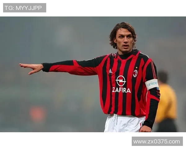 米兰足球明星对抗赛精彩回顾与球员表现分析 米兰足球明星对抗赛精彩回顾与球员表现分析