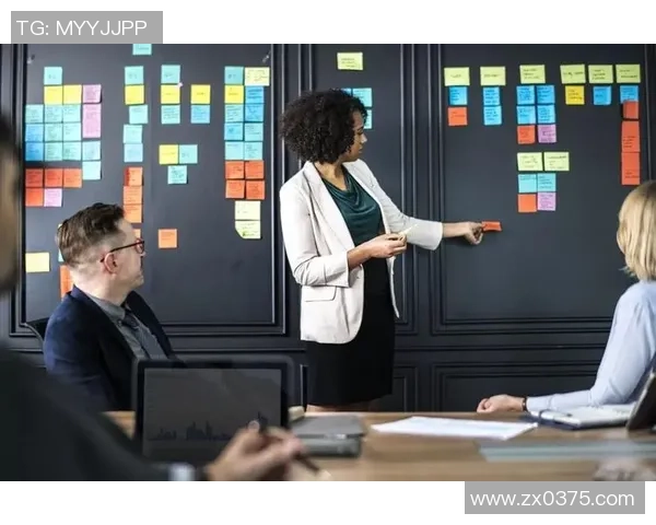 赛后复盘：北京篮球队与重庆篮球队的团队协作分析与战术探讨